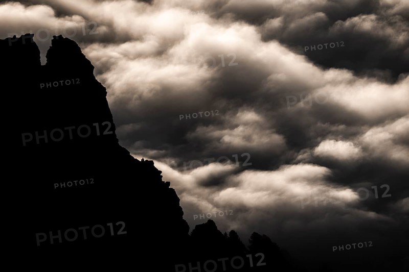 Sea of fog with rocky peaks of the Dolomites, Corvara, Dolomites, Italy, Europe
