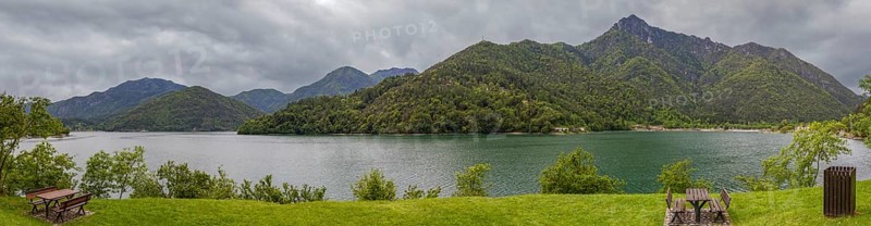 Rest area at Lago di Ledro, Lake Ledro, mountain lake, Lake Garda, Trentino, Italy, Europe