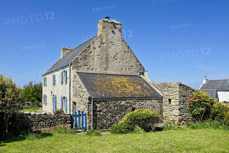 Building and walls of a hamlet, Ouessant Island, Finistere, Brittany, France, Europe