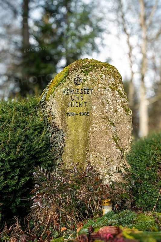 Memorial stone for the victims of the Second World War 1939, 1945 in the castle park, Donaueschingen, Baden-Wuerttemberg, Germany, Europe