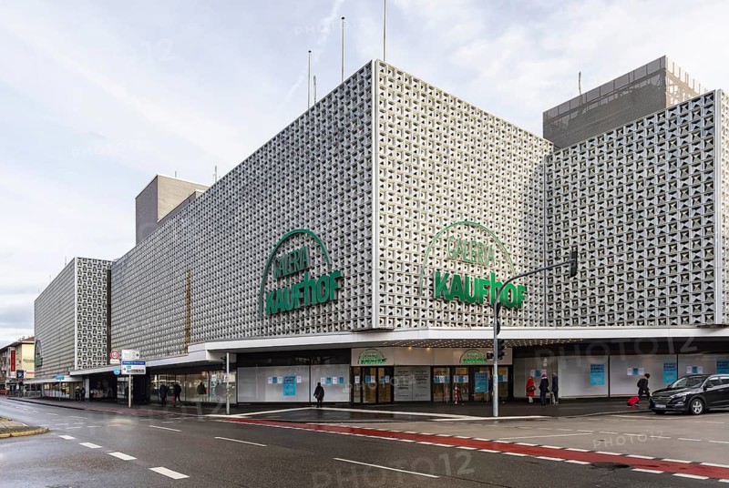 Galeria Kaufhof, closed department stores' after the Benko insolvency, exterior view with logo and striking Horten tile, Reutlingen, Baden-Württemberg, Germany, Europe
