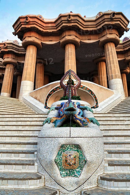 Empty dragon staircase, Staircase in Park Güell, Salamander El Drac, Mosaic, Dawn, Gracia, Barcelona, Spain, Europe