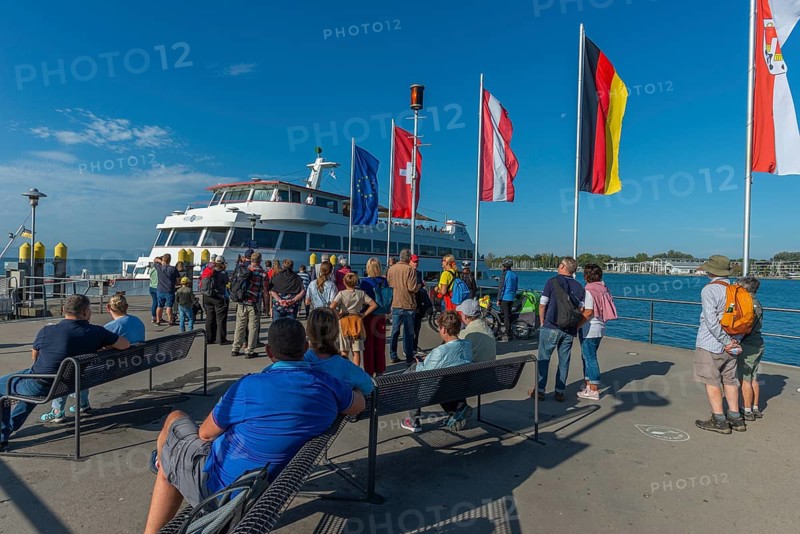 Kressbronn on Lake Constance, passenger ship, ferry pier, flags, holidaymakers, Baden-Württemberg, Germany, Europe