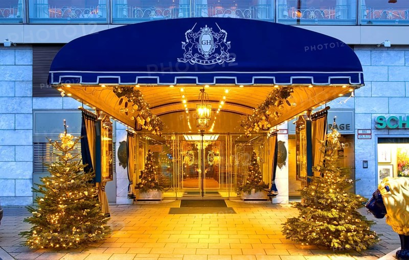 Entrance to the old Hotel Königshof on Stachus now replaced by a modern luxury hotel building with the same name, Munich, Bavaria, Germany, Europe