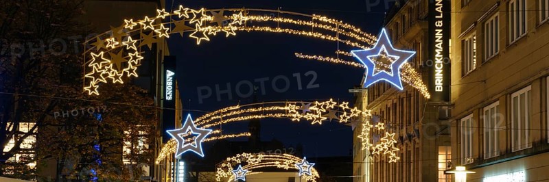 Shooting stars over the pedestrian zone, Christmas lights, Light Weeks, Blue Hour, City of Essen, Ruhr area, North Rhine-Westphalia, Germany, Europe