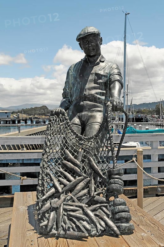 The Fisherman, sculpture, monument in the harbour, Monterey, California, USA, North America