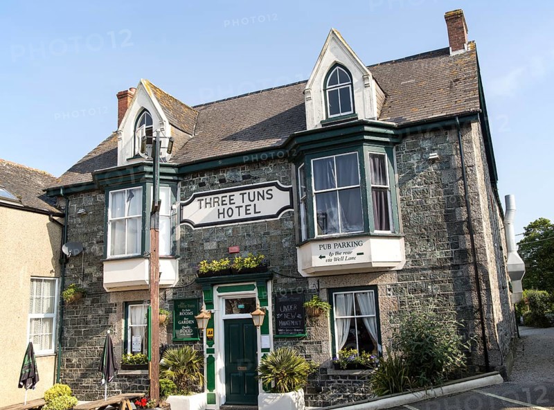 Three Tuns hotel traditional village pub building, St Keverne, Lizard Peninsula, Cornwall, England, UK