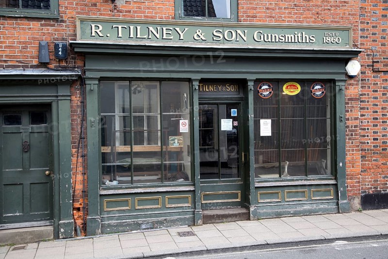 Traditional gunsmiths shop, Tilney and Son, Beccles, Suffolk, England, UK