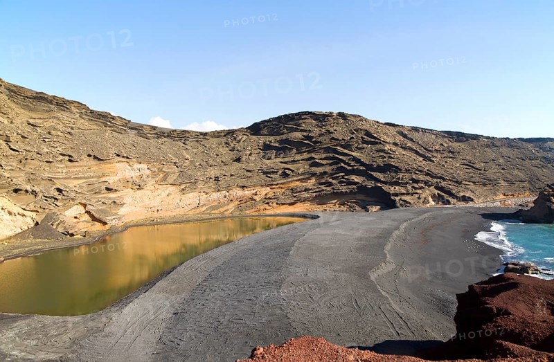 Lago Verde green lake black sand beach, El Golfo, Lanzarote, Canary Islands, Spain, Europe