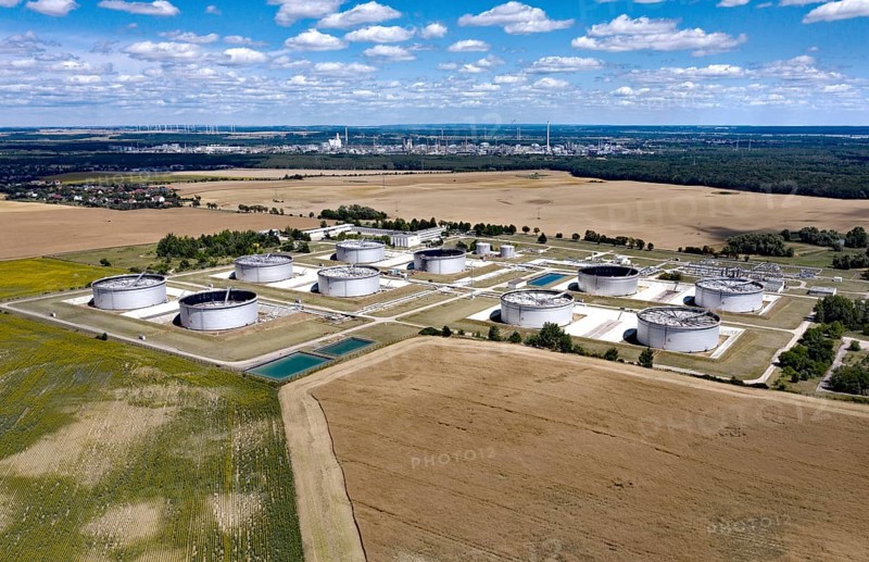 Tanks with crude oil at PCK-Raffinerie GmbH, Schwedt, 14 July 2022