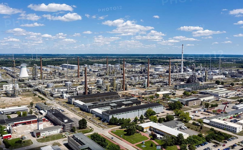 Aerial view of PCK Raffinerie GmbH in Schwedt. The refinery could be converted to produce climate-neutral paraffin in the long term, Schwedt, 14 July 2022