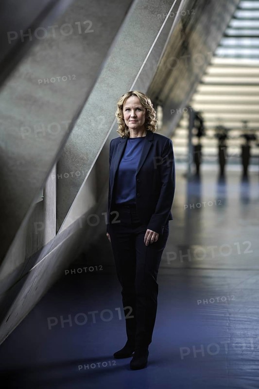 Steffi Lemke, Federal Minister for the Environment, Nature Conservation, Nuclear Safety and Consumer Protection (Alliance 90/The Greens), poses for a photo. Berlin, 11.01.2024