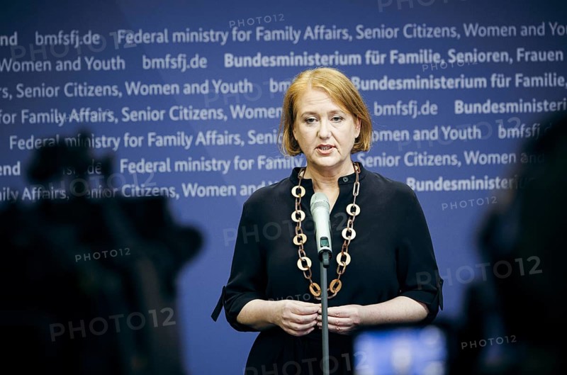 Lisa Paus (Alliance 90/The Greens), Federal Minister for Family Affairs, Senior Citizens, Women and Youth, photographed during a press statement on the subject of pavement reinforcement after a cabinet meeting in Berlin, 24 January 2024. Photographed on behalf of the Federal Ministry for Family Affairs, Women and Youth (BMFSFJ)