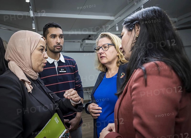 Svenja Schulze (SPD), Federal Minister for Economic Cooperation and Development, pictured during her visit to Rabat, Morocco. Here she is visiting the Goethe Institute and a German class. On the right, Minister of State Reem Alabali-Radovan 'Photographed on behalf of the Federal Ministry for Economic Cooperation and Development'