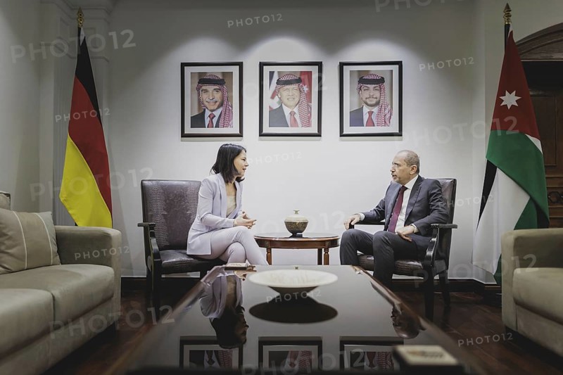 (L-R) Annalena Bärbock (Alliance 90/The Greens), Federal Foreign Minister, and Ayman Safadi, Foreign Minister of Jordan, photographed during a joint meeting in Amman, 27 January 2024. Foreign Minister Bärbock is travelling on to Jordan for political talks at short notice after her trip to East Africa / Photographed on behalf of the Federal Foreign Office