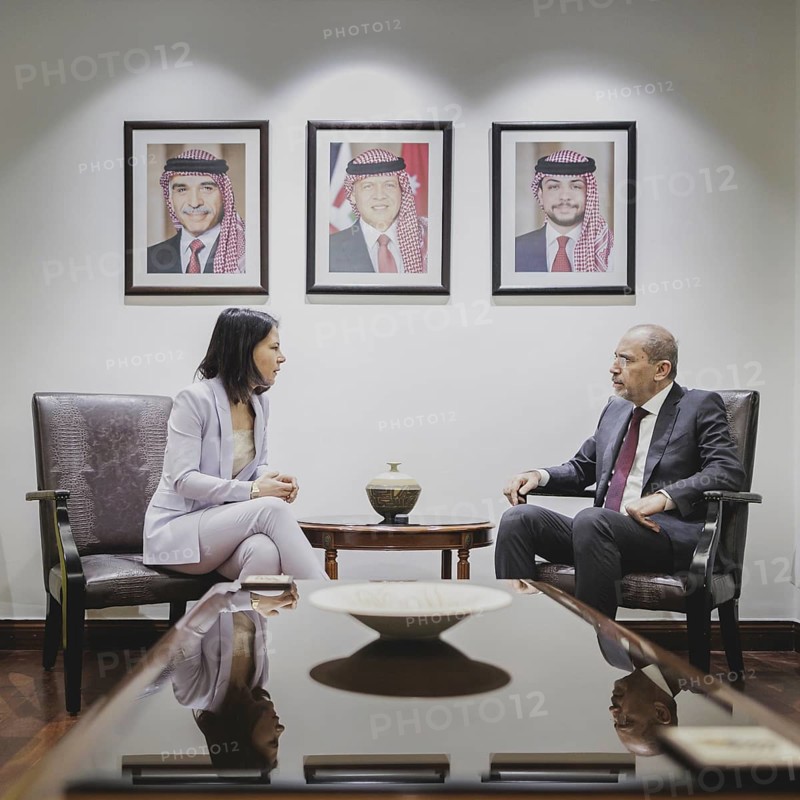 (L-R) Annalena Bärbock (Alliance 90/The Greens), Federal Foreign Minister, and Ayman Safadi, Foreign Minister of Jordan, photographed during a joint meeting in Amman, 27 January 2024. Foreign Minister Bärbock is travelling on to Jordan for political talks at short notice after her trip to East Africa / Photographed on behalf of the Federal Foreign Office