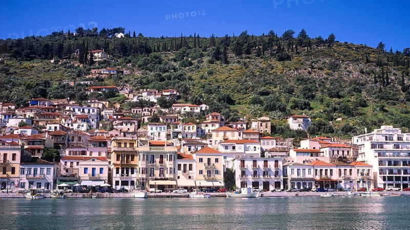 View of a coastal town with traditional architecture along the sea, Gythio, Mani, Peloponnese, Greece, Europe