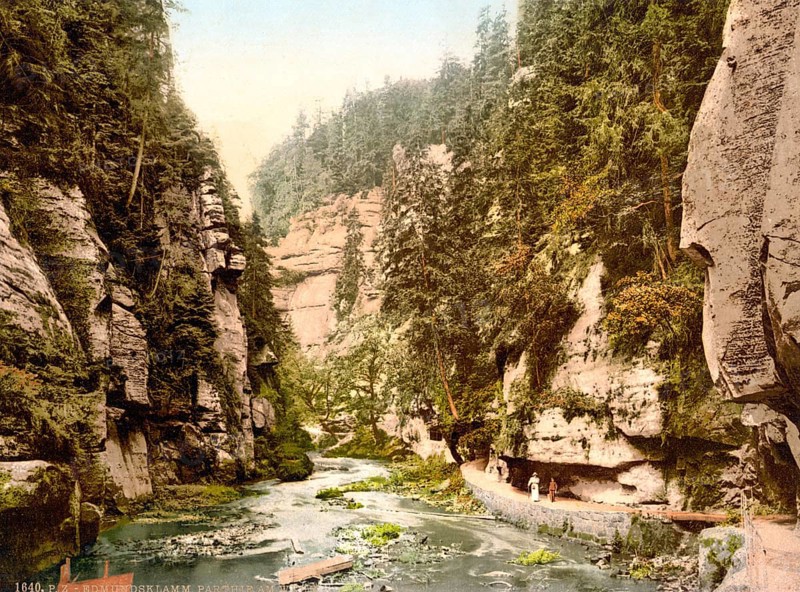 Edmund's Gorge, Kamnitz Gorge, Elbe Sandstone Mountains between Srbska Kamenice, Windisch-Kamnitz, Bohemia, Czech Republic, around 1890, Historical, digitally restored reproduction from a 19th century original Edmund's Gorge, Kamnitz Gorge, Elbe Sandstone Mountains between Srbska Kamenice, Bohemia, Czech Republic, around 1890, Historical, digitally restored reproduction from a 19th century original, Europe