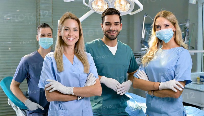 AI generated, RF, woman, woman, man, doctor, doctor team, team, 30, years, attractive, attractive, doctor's office, operating theatre, operating room, examination, prevention, health, blond, blonde, blonde, beautiful teeth, long hair, beard bearer, four, people, two. woman, two doctors, AI generated