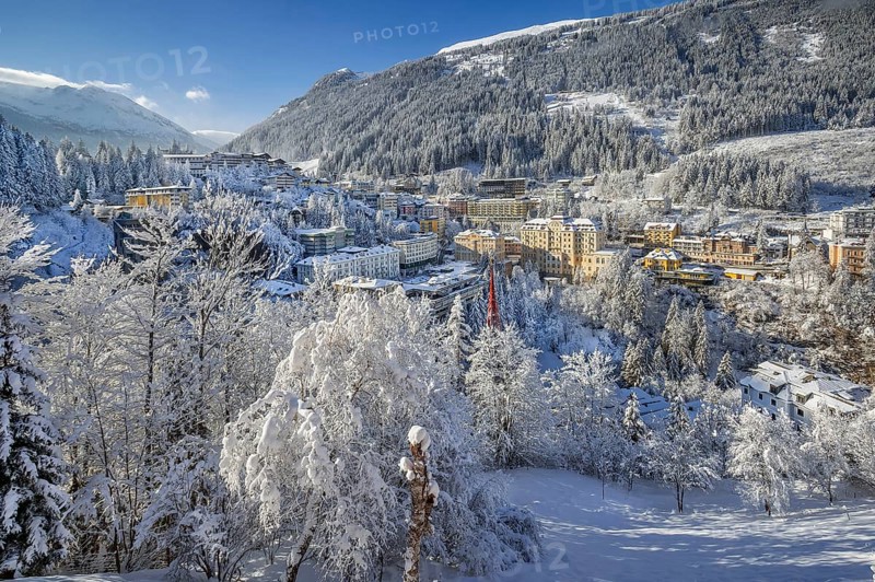 Snow-covered winter panorama of the village, Bad Gastein, Gastein Valley, Hohe Tauern National Park, Salzburg province, Austria, Europe