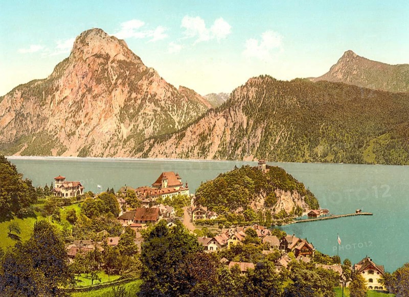 Traunkirchen, in the district of Gmunden in the Traunviertel on Lake Lake Traun, Upper Austria, Austria, around 1890, Historical, digitally restored reproduction from a 19th century original Traunkirchen, in the district of Gmunden in the Traunviertel on Lake Lake Traun, Upper Austria, Austria, around 1890, Historical, digitally restored reproduction from a 19th century original, Europe