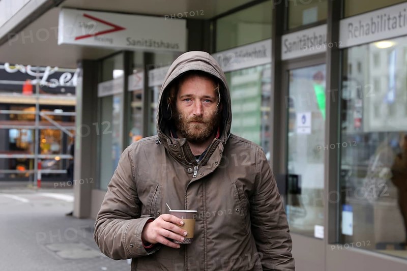 Mannheim, December 2020: Homeless in times of corona. The coronavirus pandemic is exacerbating the situation of homeless people in the country