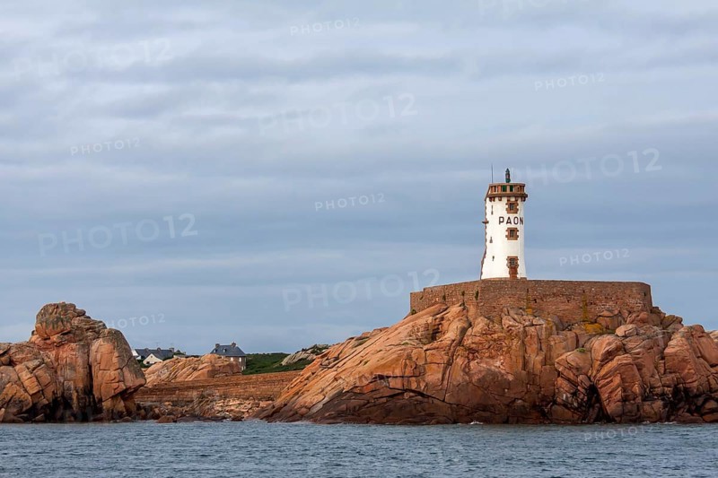 Phare du Paon, peacock lighthouse, Ile de Brehat, Cotes d'Armor department, Brittany, France, Europe
