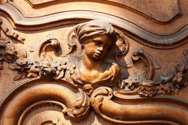 Carved door from around 1740, in Aix en Provence, Bouches-du-Rhone, Provence, France, Europe