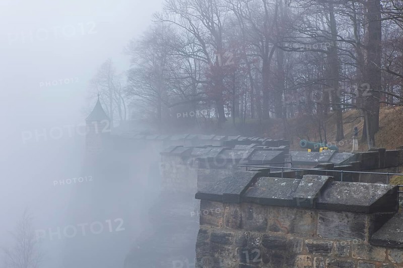 Winter atmosphere at the mountain fortress, Koenigstein, Saxony, Germany, Europe