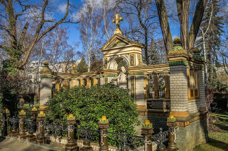 Jesus, Friedrich Eduard Hoffmann family grave, Dorotheenstaedtischer Friedhof, Chausseestrasse, Mitte, Berlin, Germany, Europe