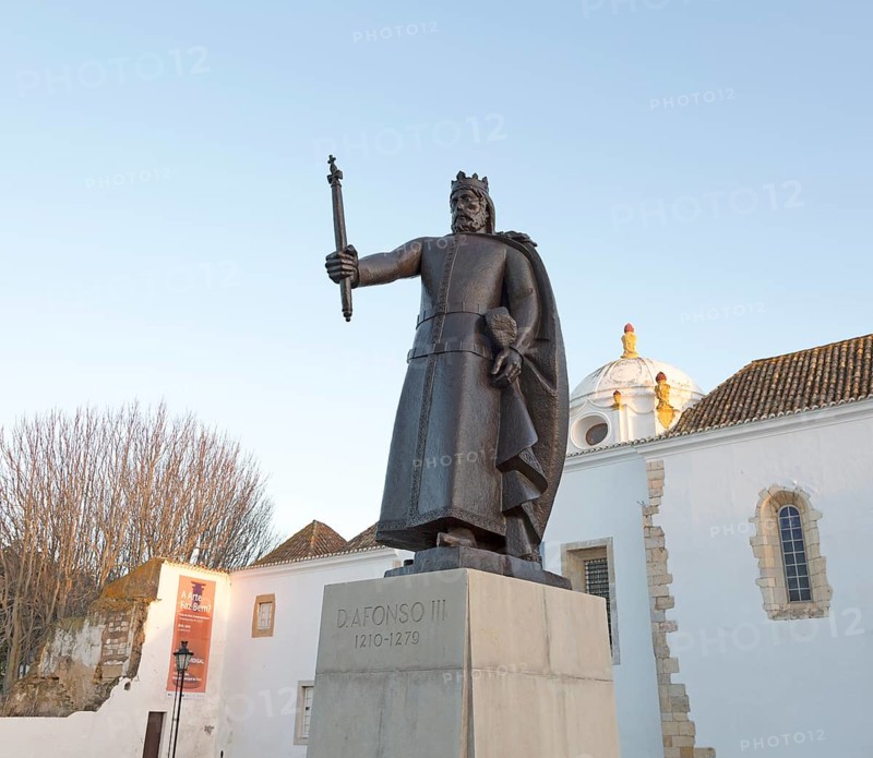 Statue of King Alfonso III (1210-1279) in the old town are of Faro, Algarve, Portugal, Europe