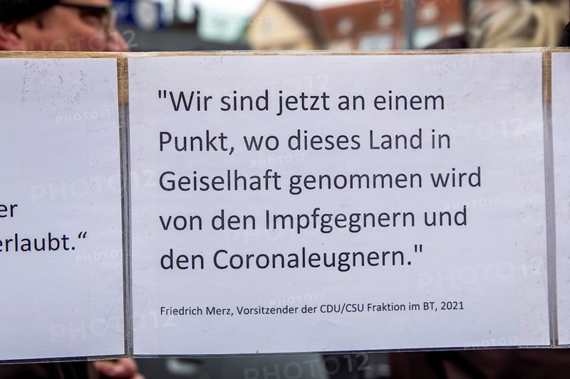 Karlsruhe, 10 December 2023: Large demonstration in favour of reappraisal of the coronavirus measures. A symbolic criminal complaint was filed against the members of the Bundestag who voted in favour of mandatory vaccination at the facilities