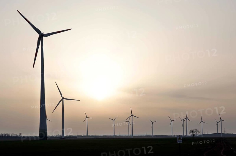 Windmills in a wind farm, Nauen, 03/03/2021