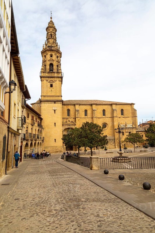 Church of Santa Maria de la Asuncion, Plaza Mayor, Briones, La Rioja Alta, Spain, Europe