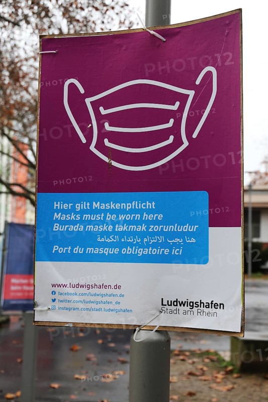 Sign indicating the masked pilgrimage in the city centre of Ludwigshafen (Rhineland-Palatinate)