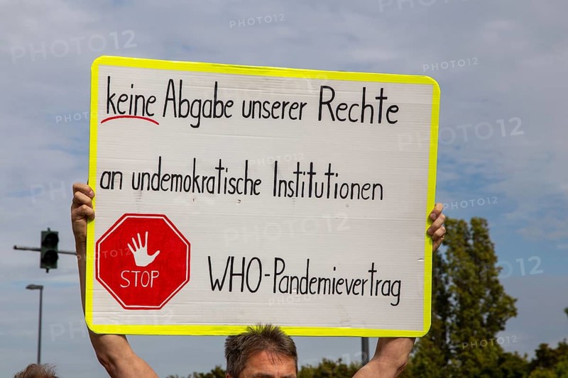 Under the motto Democracy Day, a parade took place in Neustadt-Hambach, followed by a rally at Hambach Castle