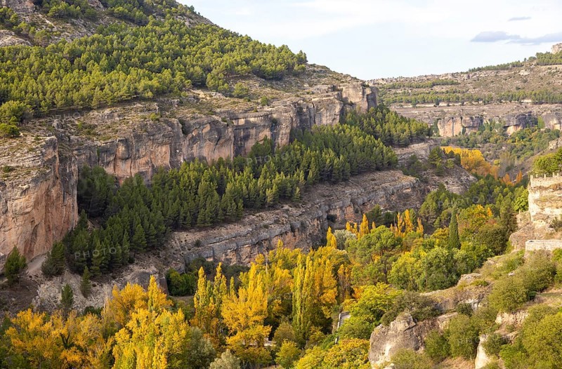 Landscape scenery of river Rio Jucar gorge with historic buildings, Cuenca, Castille La Mancha, Spain, Europe