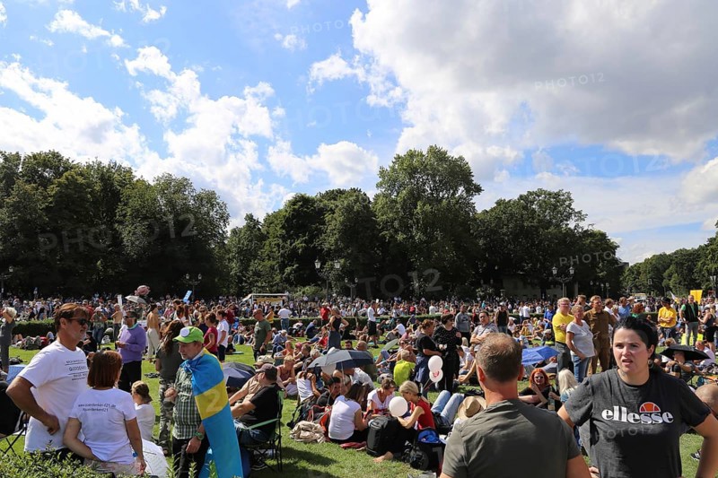 Major demonstration Berlin invites Europe - Festival for peace and freedom Berlin 29 August 2020