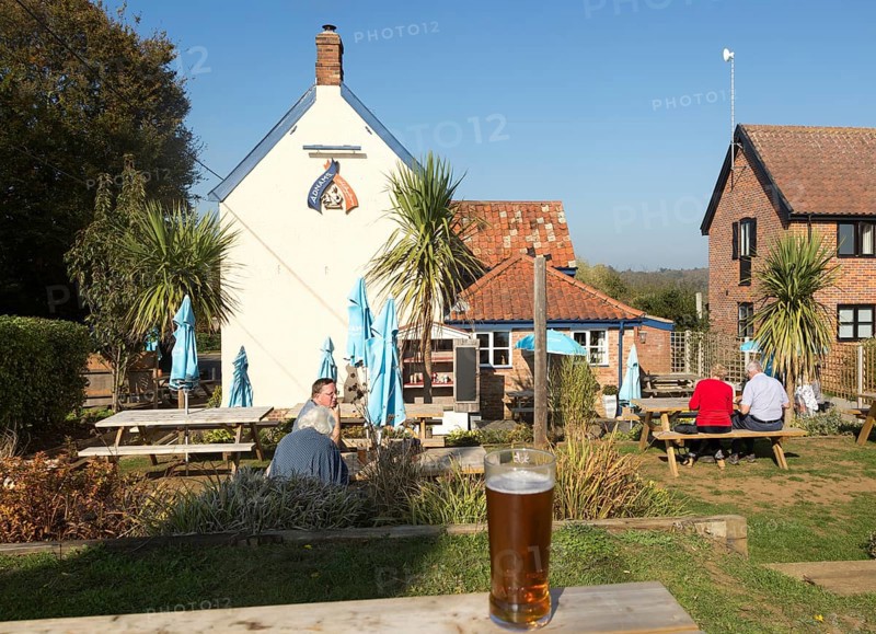 The Eels' Foot Inn, Eastbridge, Suffolk, England, UK