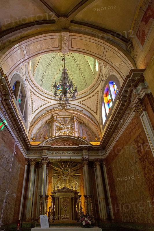 Ornately decorated interior of the 17th century church of Igreja de Santiago, Tavira, Algarve, Portugal, Southern Europe, Europe