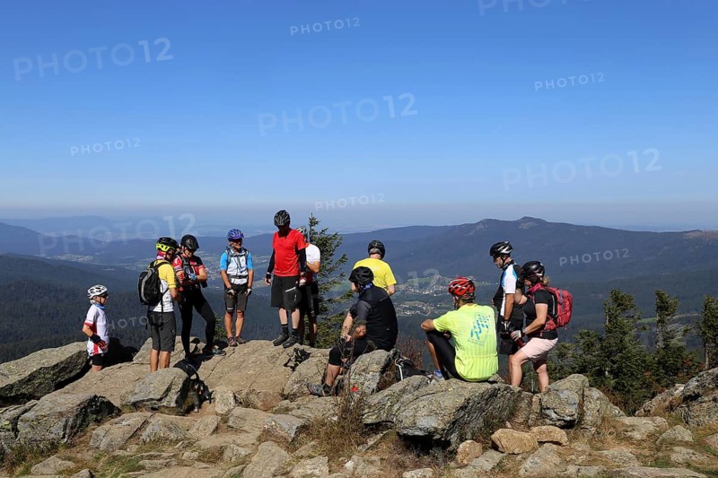Mountain bike tour through the Bavarian Forest with the DAV Summit Club: On the summit of the Grosser Arber 1, 456 metres above sea level