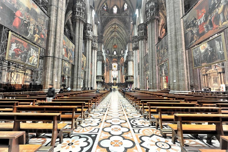 Interior, Milan Cathedral in white marble, Lombardy, Italy, Europe