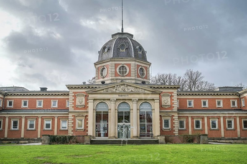 Badehaus II, spa garden, Bad Oeynhausen, North Rhine-Westphalia, Germany, Europe