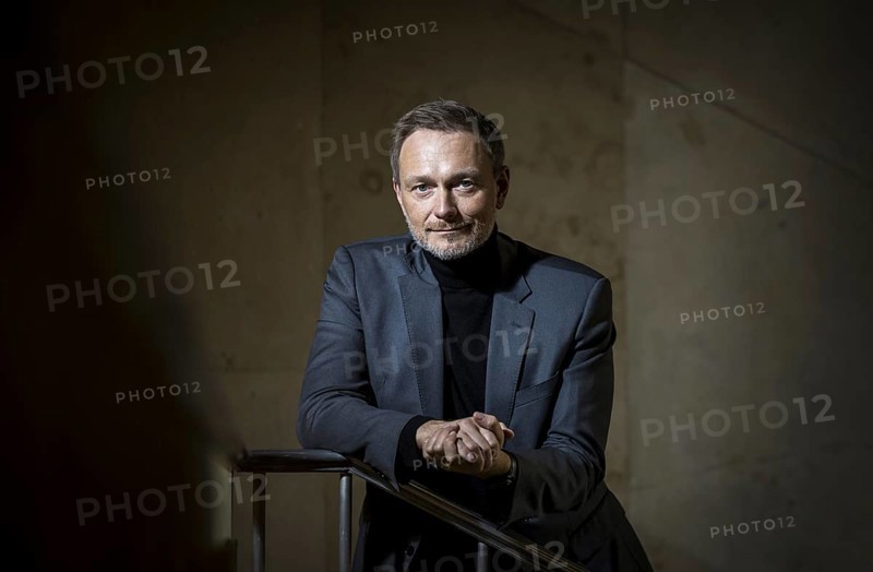 Christian Lindner (FDP), Federal Minister of Finance, photographed in the stairwell of the Federal Ministry of Finance