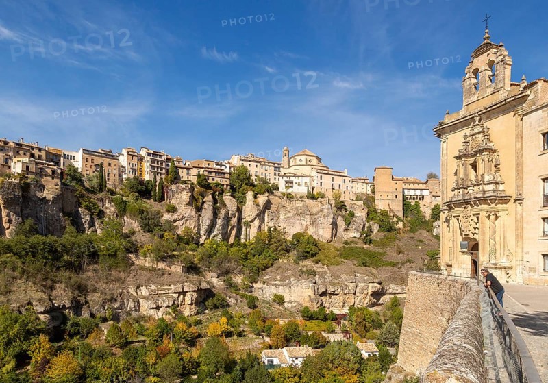 Historic buildings on cliff of river gorge, Rio Huecar, Cuenca, Castille La Mancha, Spain, Europe