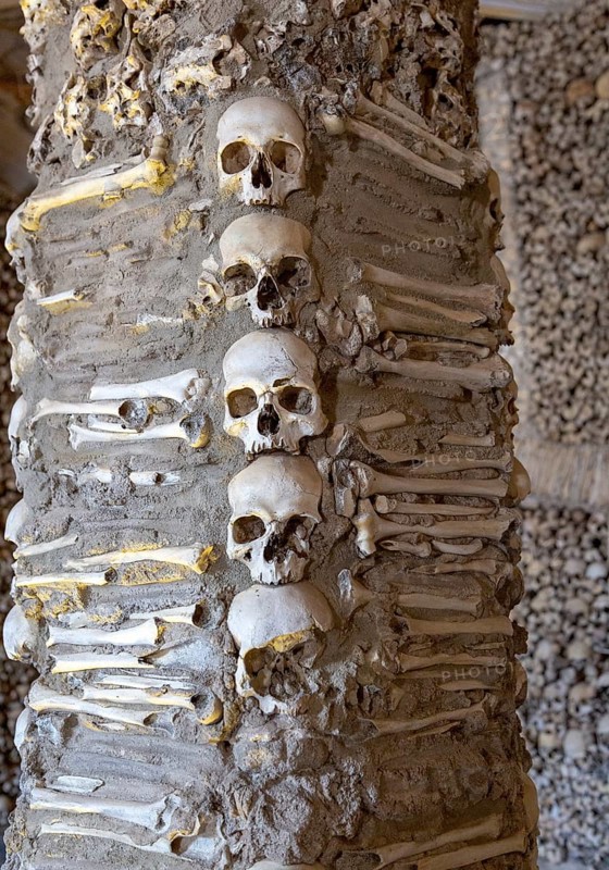 The Chapel of Bones, Capela dos Ossos, city of Evora, Alto Alentejo, Portugal, southern Europe, Europe