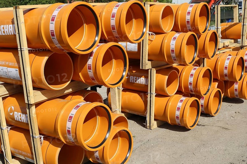 Stack of KG pipes on a construction site (Mutterstadt, Germany, 15/05/2019), Europe
