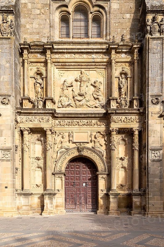 Carved stonework detail, church of Sacred Chapel of El Salvador, Sacra Capilla del Salvador, Ubeda, Spain, Europe