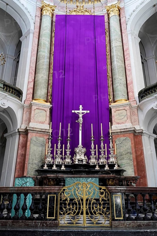 Altar area, Cathedral of St Trinitatis, Altar, Nave, Dresden, Free State of Saxony, Germany, Europe