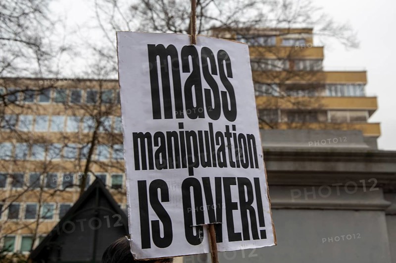 Brussels, 23 January: European demonstration for democracy, organised by the Europeans United initiative. The reason for the large demonstration is the encroachment on fundamental rights in Belgium, Germany, France and other states within the EU, Europe